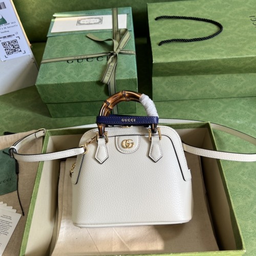  Handbag  Gucci  715775  size  20*16*8.5  cm