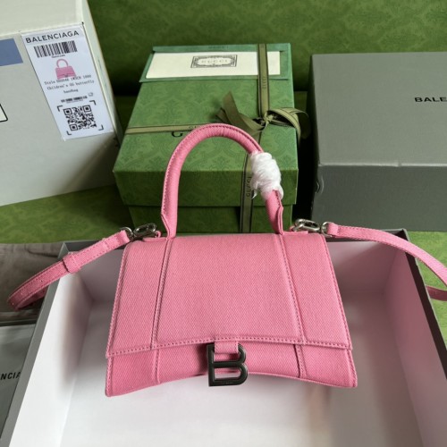  Handbag  Gucci 593546  size 23*15*10 cm