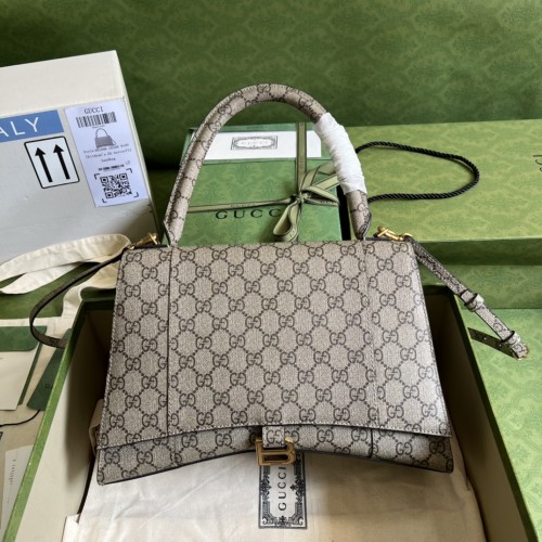  Handbag  Gucci  681696 size 39*24.5*11 cm