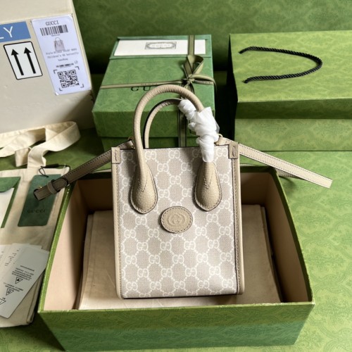  Handbag  Gucci 671623 size 16*20*7 cm