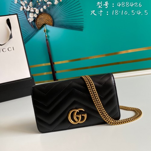  Handbag   Gucci  488426  size 18*10.5*4.5  cm