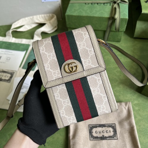 Handbag   Gucci  696056 size  11x 18x 5 cm