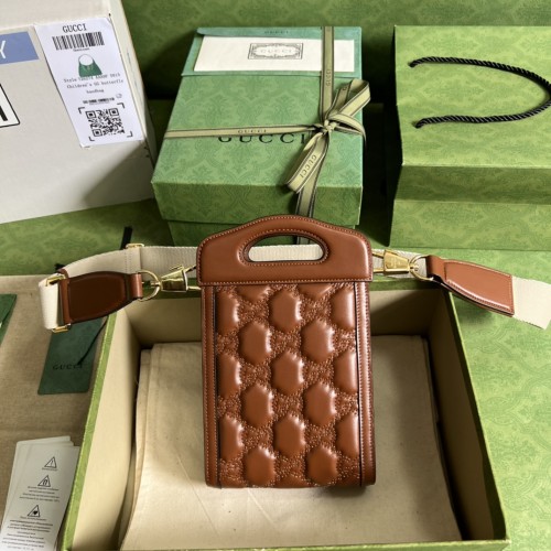  Handbag  Gucci 723776 size 14*23*4.5 cm