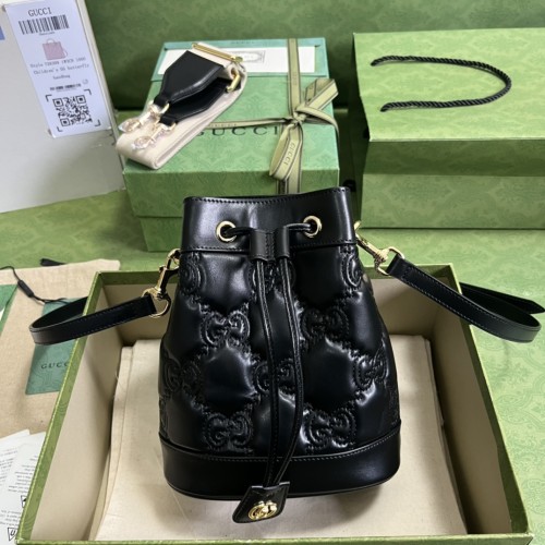  Handbag  Gucci 728231 size 17*20*10 cm 