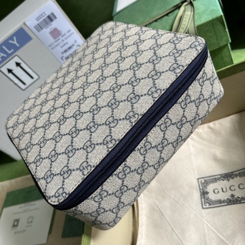  Handbag  Gucci 726661  size 22*8*19.5 cm
