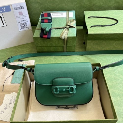  Handbag  Gucci  726226  size 20.5*14.5*5 cm