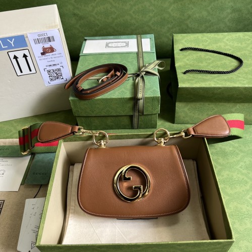 Handbag  Gucci 698643 size 22*13*5.5 cm
