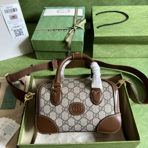  Handbag  Gucci 723307 size 21.5*12.5*13 cm