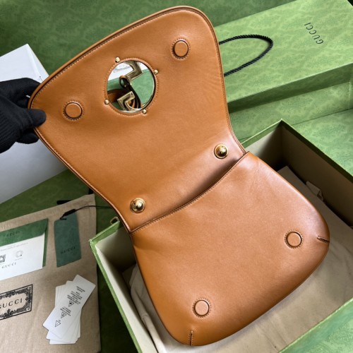  Handbag  Gucci 699210 size  29 x 22 x 7 cm