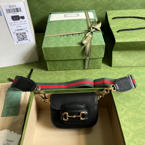  Handbag  Gucci 699760 size 12*9*4 cm