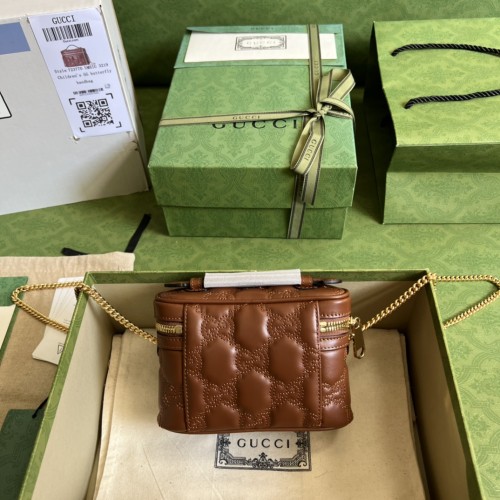  Handbag  Gucci  723770 size 16*10.5*5  cm