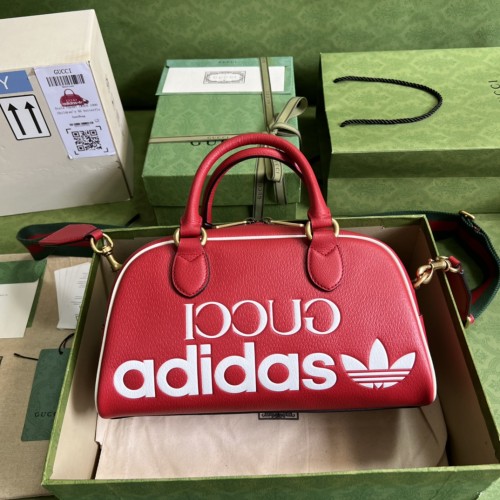 Handbag  Gucci 702397 size 31.5*18*15.5 cm