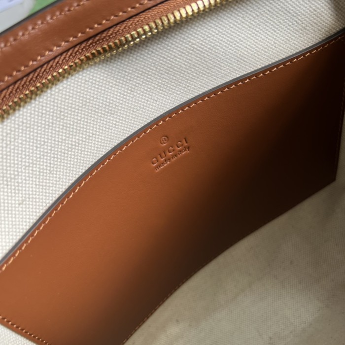 Handbag  Gucci 723780 size 10*7.5*2 cm