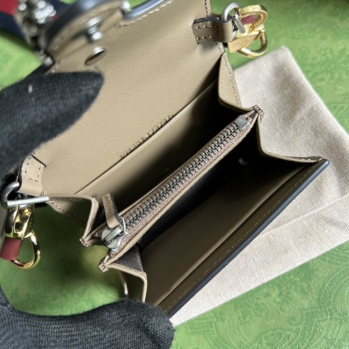  Handbag  Gucci 696804 size 10.5*8*3 cm