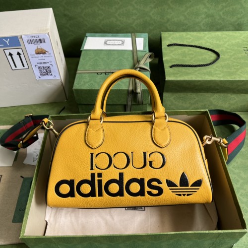  Handbag  Gucci 702397 size 31.5*18*15.5 cm