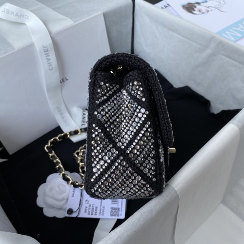  Handbag  Chanel size 20 cm