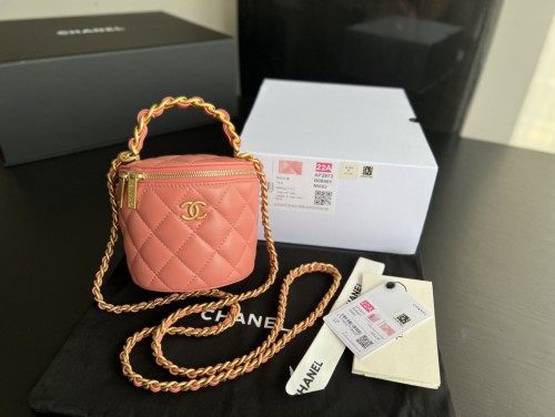  Handbag  Chanel  AP2873  size  10.5cmx11.5 cm