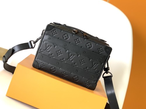 Handbag Louis Vuitton M59163 size 21.5 x 15 x 7 cm