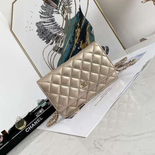  Handbag  Chanel 0250  size  19 cm