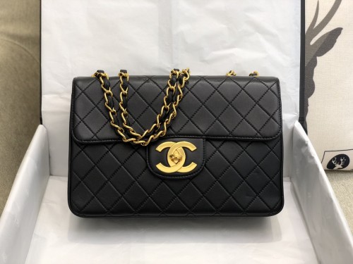  Handbag  Chanel  A088  size  30x8x21 cm