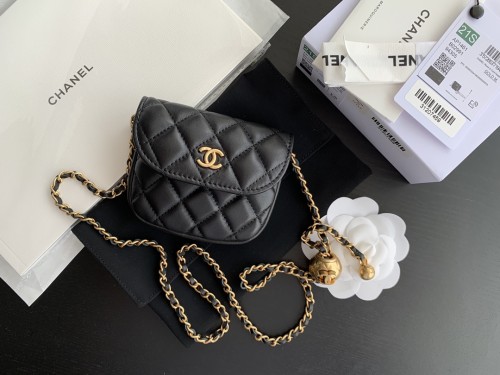  Handbag  Chanel  1461  size  10cmx9 cm 