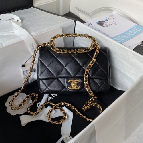  Handbag   Chanel  AS3749  size 20 cm