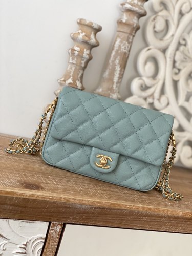 Handbag  Chanel  AS3757  size  14.5x20x6.5 cm