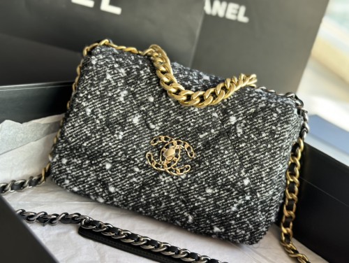  Handbag   Chanel   AS1161 size  30 CM