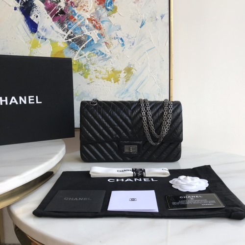 Handbag  Chanel 1112  size  25.5x16x7 cm