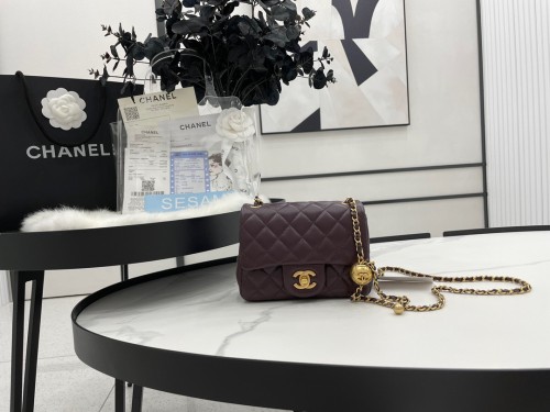 Handbag  Chanel  AS1786  size  18×13×7 cm