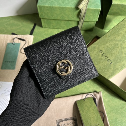 Handbag    Gucci  615525  size  12.5*11*3  cm