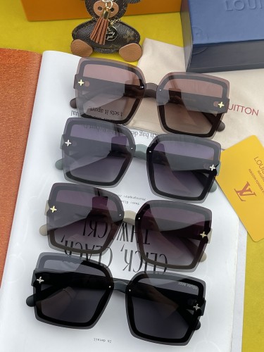 Sunglasses Louis Vuitton L7291