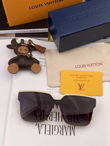 Sunglasses Louis Vuitton L0781