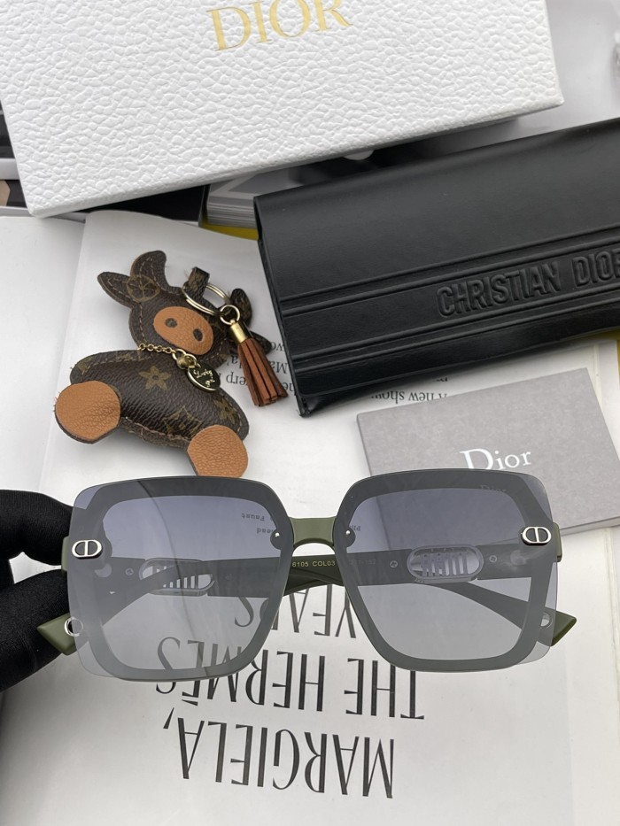 sunglasses Dior CD5610