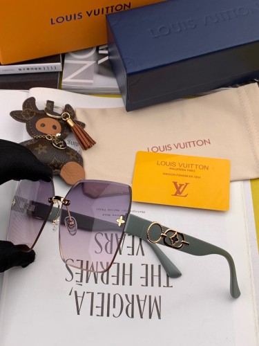 Sunglasses Louis Vuitton L0998