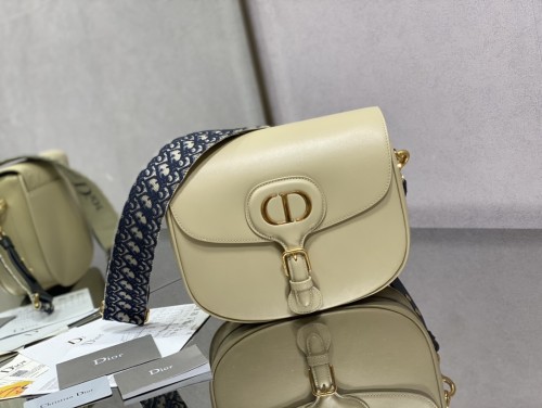 Handbag   Dior  size  27*18*19.5 cm