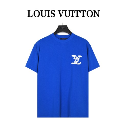 Clothes Louis Vuitton 137