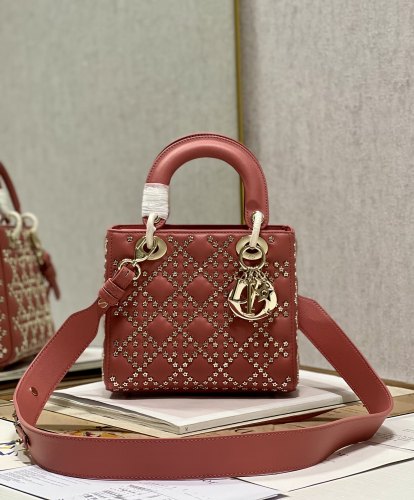 Handbag   Dior   0531  size  20×16.5×8 cm