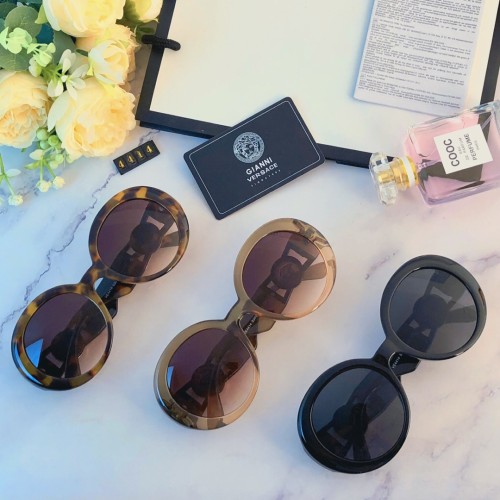 Sunglasses Versace 1
