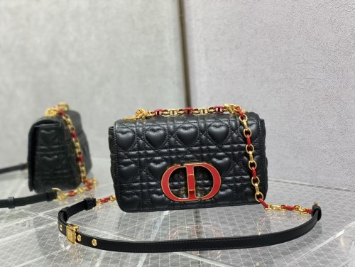 Handbag  Dior  size  20*12*7 cm