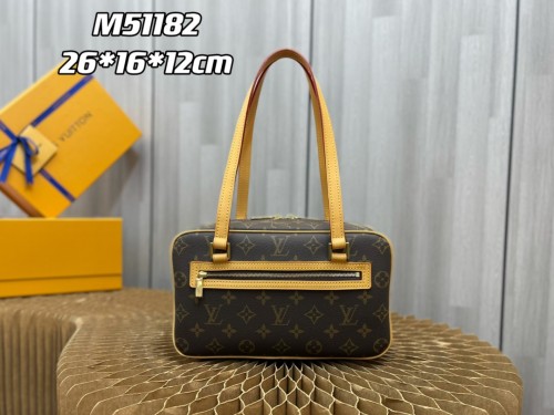   Handbag  Louis Vuitton  M51182  size  27*18*12 CM