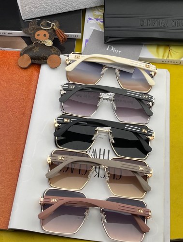 sunglasses Dior CD748