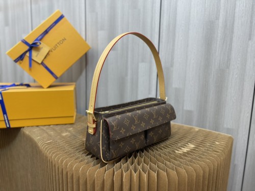  Handbag   Louis Vuitton M51164  size  30x11x13 cm   