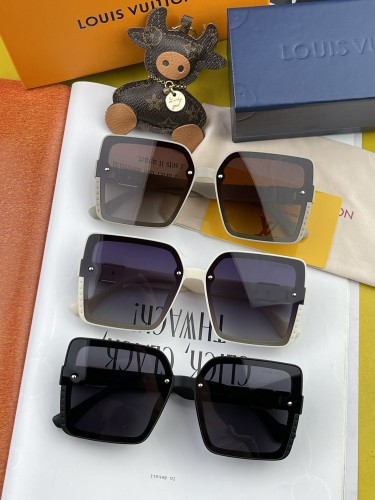 Sunglasses Louis Vuitton L1845