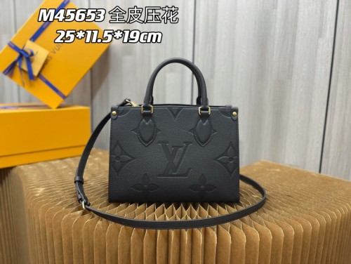   Handbag  Louis Vuitton  M45653  size 25x19x11.5 cm
