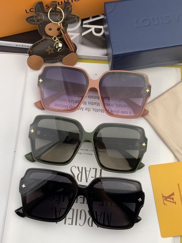 Sunglasses Louis Vuitton L2805