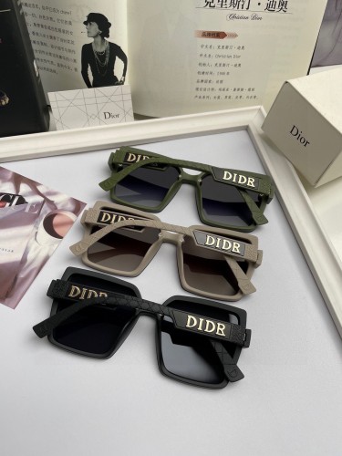 sunglasses Dior 7115