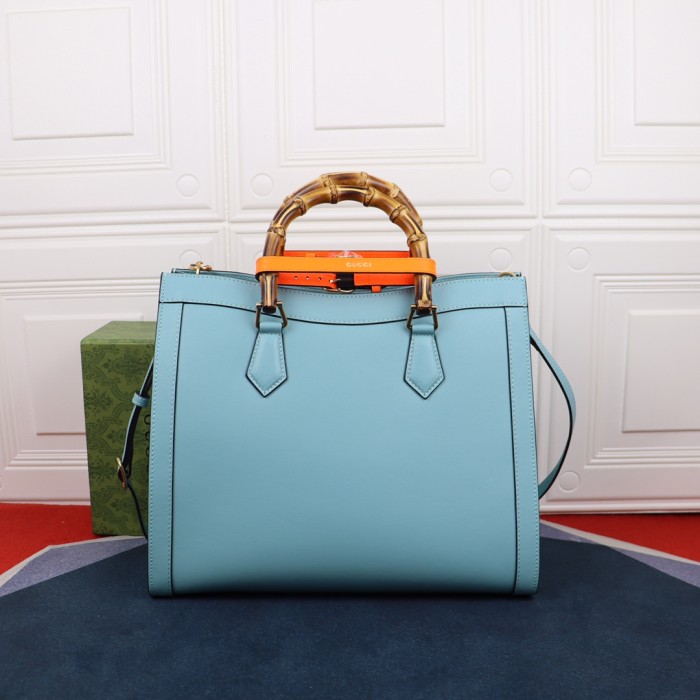 Handbag  Gucci   655658  size 35*30*14  cm