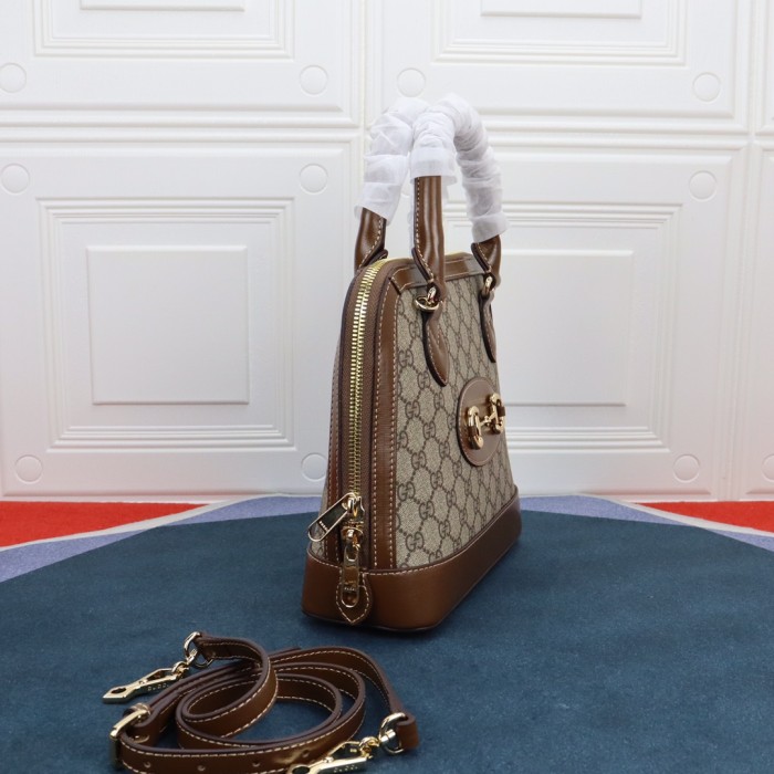 Handbag  Gucci  621220   size  25X24X9 cm