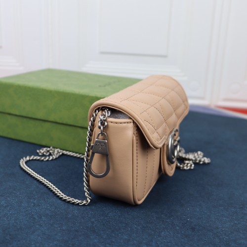 Handbag  Gucci  476433   size 16.5X10.2X5.1 cm